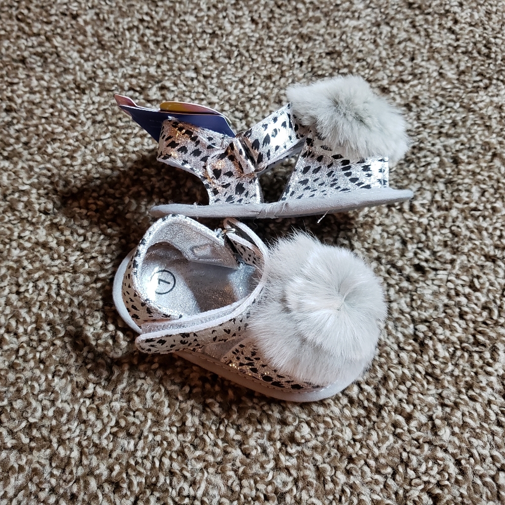 Baby Pom Pom top sandals